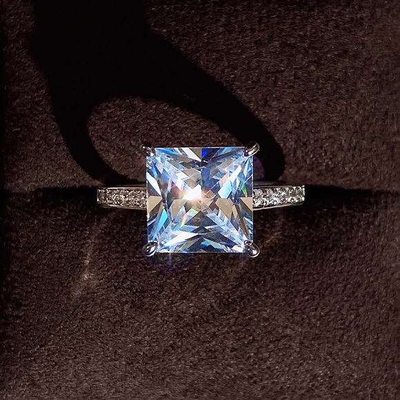 New 925 Silver Princess Cut Square Diamond Ring - Picture 3 of 6